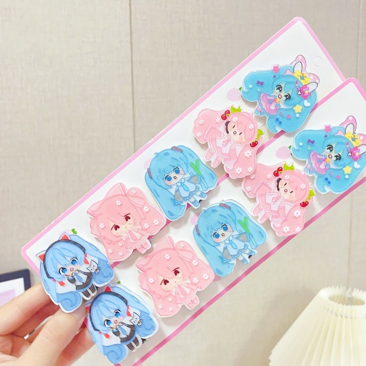 Hatsune Miku Cartoon-Haarspang – Hair Bundles Bewertung und Preis